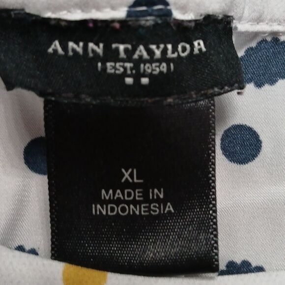 Ann Taylorwhite with black and gold polka dot blouse  Sz XLNWOT - Picture 7 of 8
